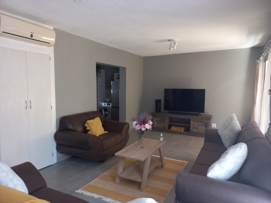 3 Bedroom Property for Sale in Safari Gardens North West